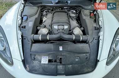 Позашляховик / Кросовер Porsche Cayenne 2011 в 