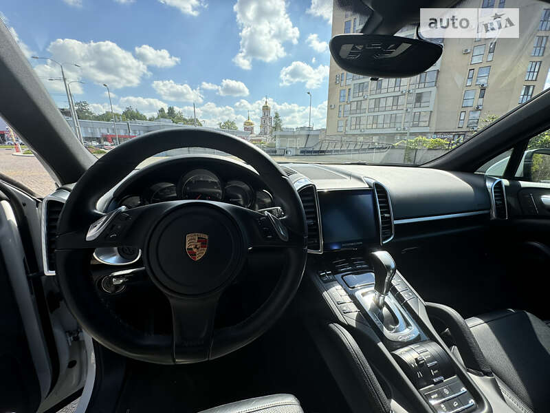 Внедорожник / Кроссовер Porsche Cayenne 2013 в Харькове фото 15 Внедорожник / Кроссовер Porsche Cayenne 2013 в Харькове