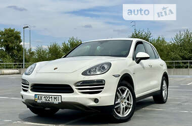 Позашляховик / Кросовер Porsche Cayenne 2010 в Києві