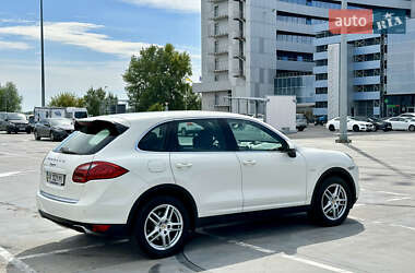 Позашляховик / Кросовер Porsche Cayenne 2010 в Києві