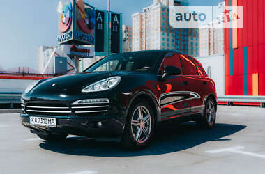 Позашляховик / Кросовер Porsche Cayenne 2014 в Києві