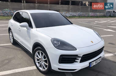 Внедорожник / Кроссовер Porsche Cayenne 2019 в 