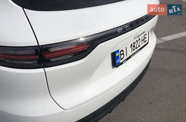 Внедорожник / Кроссовер Porsche Cayenne 2019 в 
