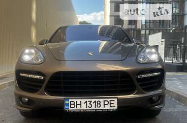 Внедорожник / Кроссовер Porsche Cayenne 2013 в Одессе