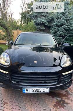 Седан Porsche Cayenne 2016 в Києві