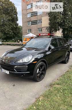 Внедорожник / Кроссовер Porsche Cayenne 2011 в Ровно