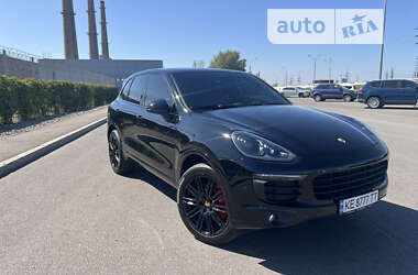 Внедорожник / Кроссовер Porsche Cayenne 2016 в Днепре