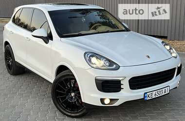 Внедорожник / Кроссовер Porsche Cayenne 2016 в Днепре