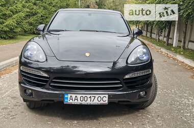 Внедорожник / Кроссовер Porsche Cayenne 2012 в Киеве