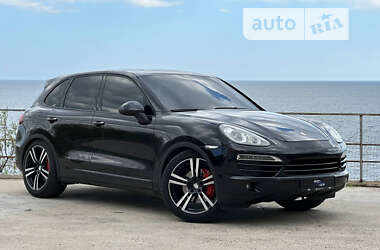 Позашляховик / Кросовер Porsche Cayenne 2012 в Харкові