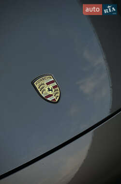 Позашляховик / Кросовер Porsche Cayenne 2012 в 