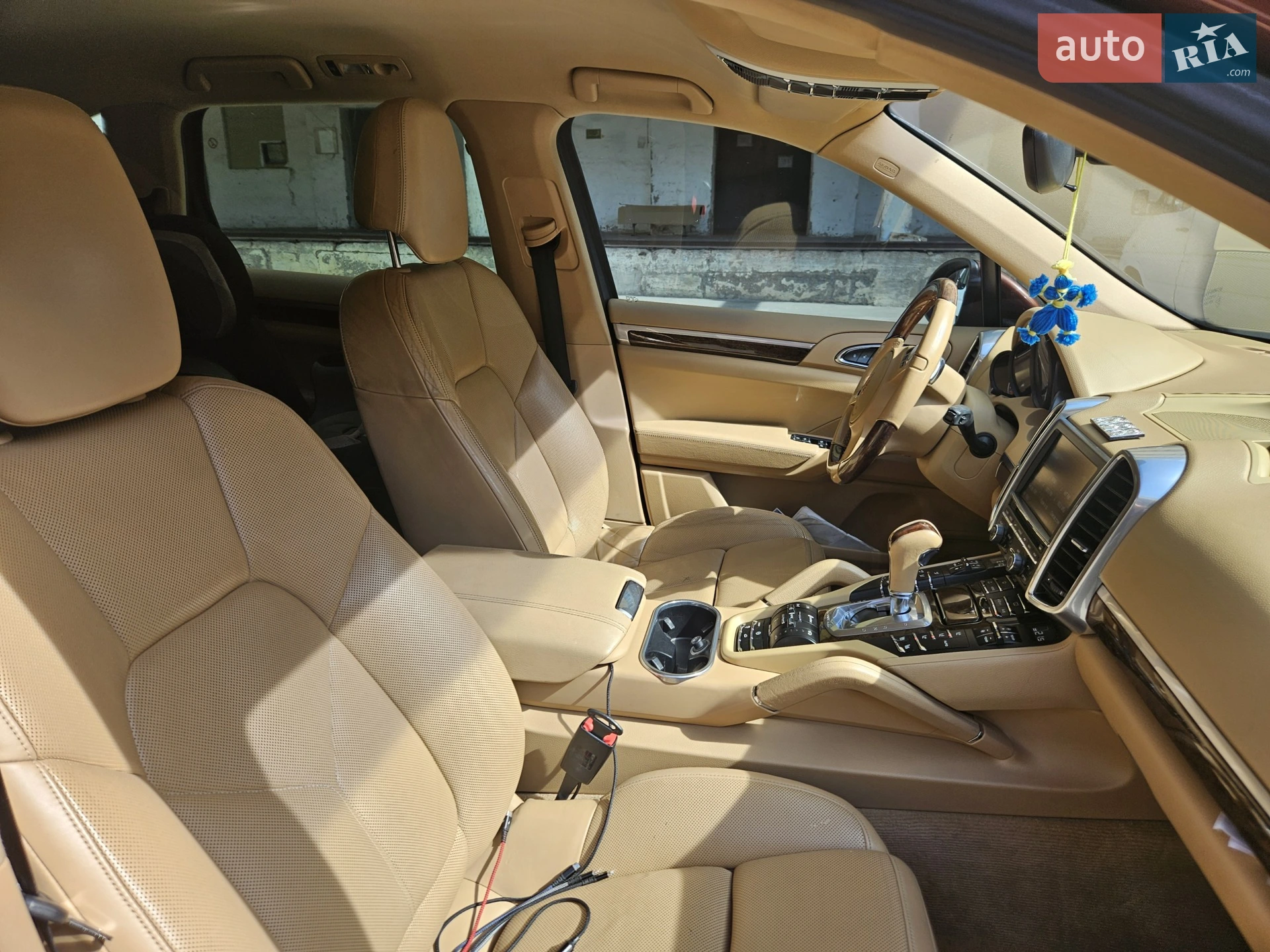 2012 Porsche Cayenne - мініатюра 3