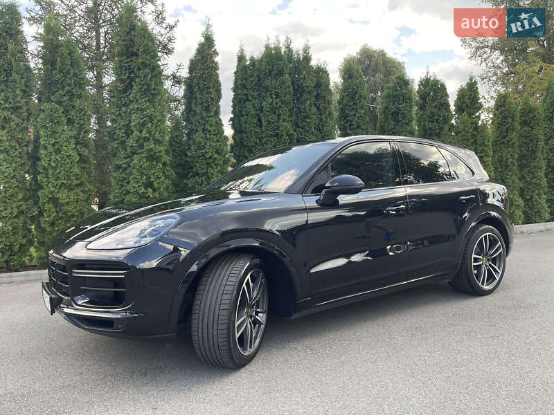 Позашляховик / Кросовер Porsche Cayenne 2021 в Києві