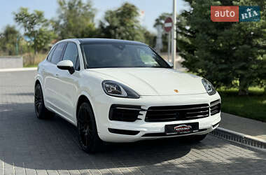 Внедорожник / Кроссовер Porsche Cayenne 2019 в Одессе