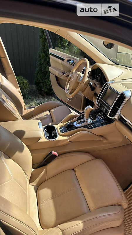 Porsche Cayenne 2013