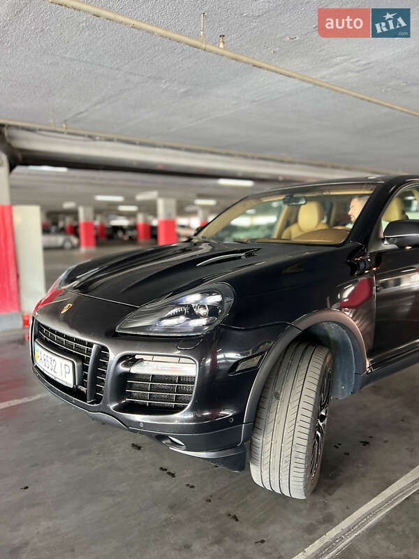 Позашляховик / Кросовер Porsche Cayenne 2008 в Львові