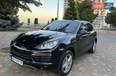 Позашляховик / Кросовер Porsche Cayenne 2012 в Одесі