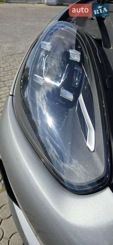 Внедорожник / Кроссовер Porsche Cayenne 2015 в Черновцах фото 24 Внедорожник / Кроссовер Porsche Cayenne 2015 в Черновцах