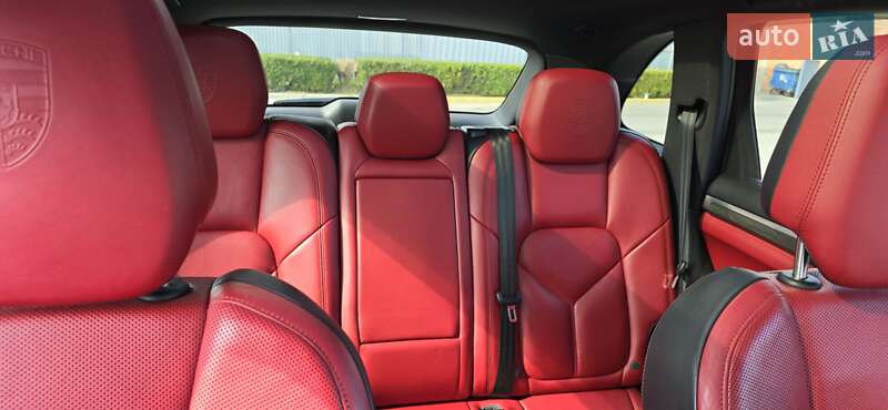 Внедорожник / Кроссовер Porsche Cayenne 2015 в Черновцах фото 45 Внедорожник / Кроссовер Porsche Cayenne 2015 в Черновцах