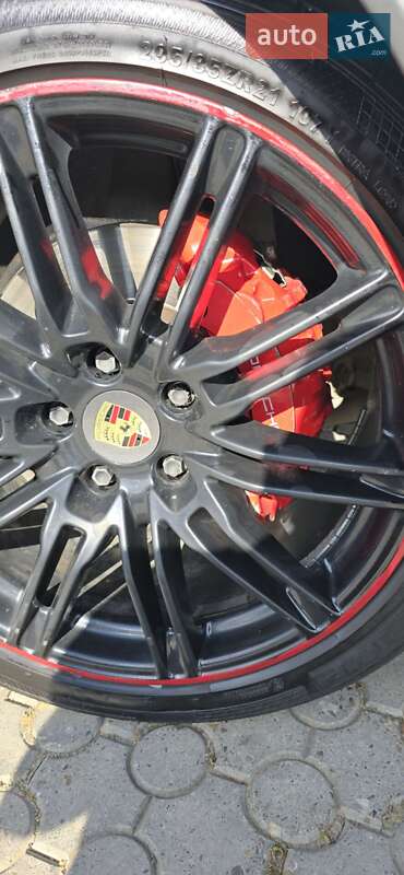 Внедорожник / Кроссовер Porsche Cayenne 2015 в Черновцах фото 79 Внедорожник / Кроссовер Porsche Cayenne 2015 в Черновцах