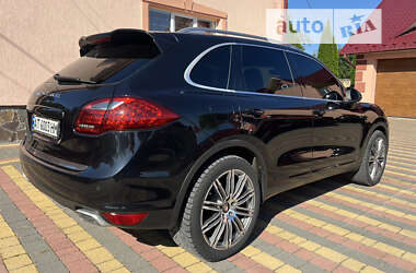 Внедорожник / Кроссовер Porsche Cayenne 2011 в 