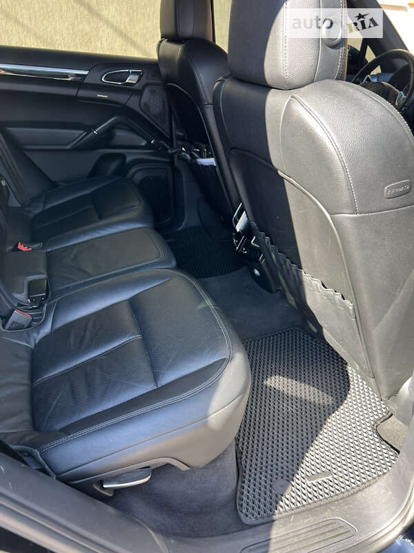 Позашляховик / Кросовер Porsche Cayenne 2011 в Івано-Франківську фото 15 Позашляховик / Кросовер Porsche Cayenne 2011 в Івано-Франківську