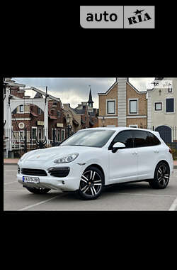 Позашляховик / Кросовер Porsche Cayenne 2012 в Дніпрі