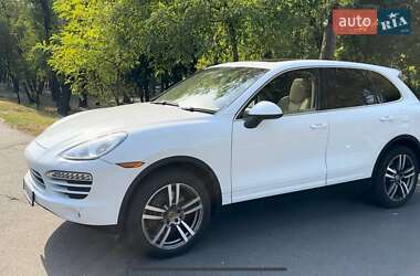Позашляховик / Кросовер Porsche Cayenne 2014 в Києві