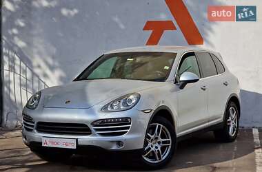 Позашляховик / Кросовер Porsche Cayenne 2012 в 