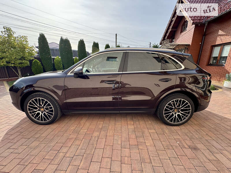 Внедорожник / Кроссовер Porsche Cayenne 2018 в Черновцах