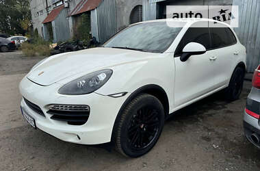 Позашляховик / Кросовер Porsche Cayenne 2010 в Києві