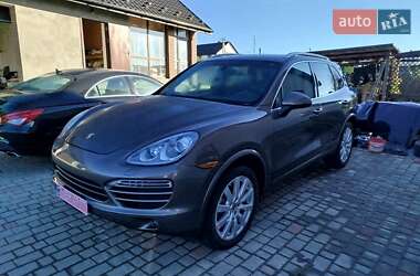 Внедорожник / Кроссовер Porsche Cayenne 2014 в Ровно