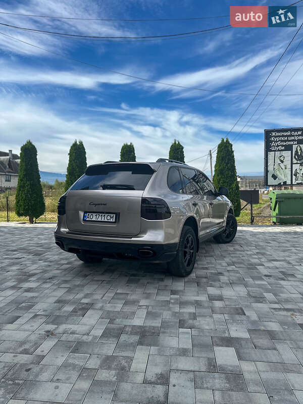 Позашляховик / Кросовер Porsche Cayenne 2007 в Тячеві