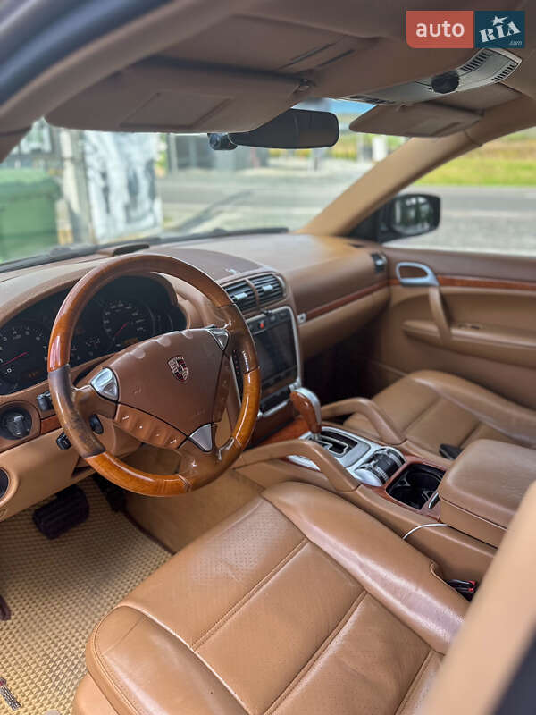 Позашляховик / Кросовер Porsche Cayenne 2007 в Тячеві