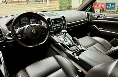 Внедорожник / Кроссовер Porsche Cayenne 2013 в Сарнах