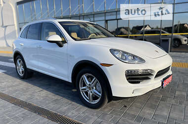 Позашляховик / Кросовер Porsche Cayenne 2014 в Луцьку