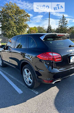 Внедорожник / Кроссовер Porsche Cayenne 2014 в Житомире