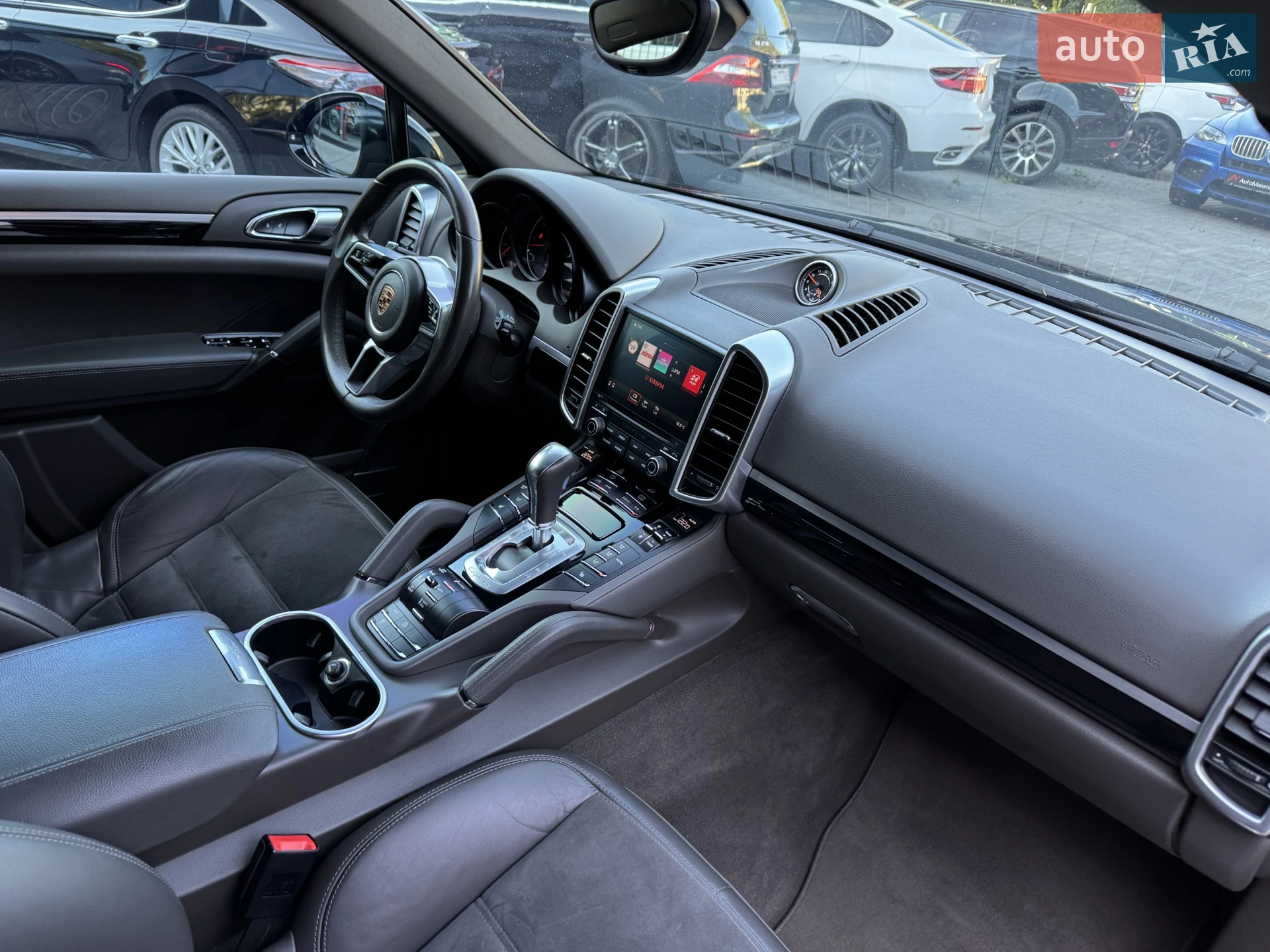 2016 Porsche Cayenne - мініатюра 14