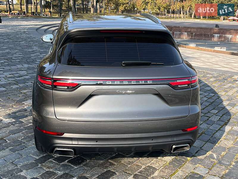 Внедорожник / Кроссовер Porsche Cayenne 2020 в Киеве