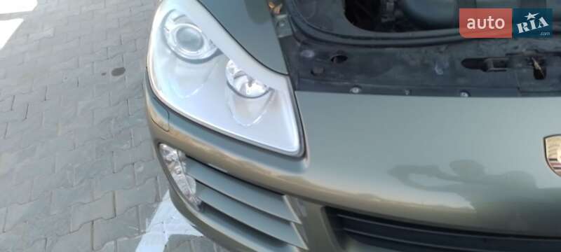 Позашляховик / Кросовер Porsche Cayenne 2008 в Чернівцях