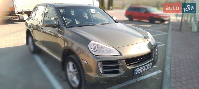 Позашляховик / Кросовер Porsche Cayenne 2008 в Чернівцях