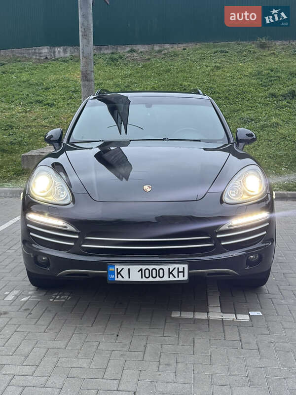 Внедорожник / Кроссовер Porsche Cayenne 2014 в Киеве