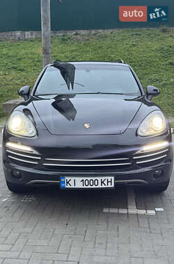 Внедорожник / Кроссовер Porsche Cayenne 2014 в Киеве