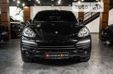 Позашляховик / Кросовер Porsche Cayenne 2012 в Одесі