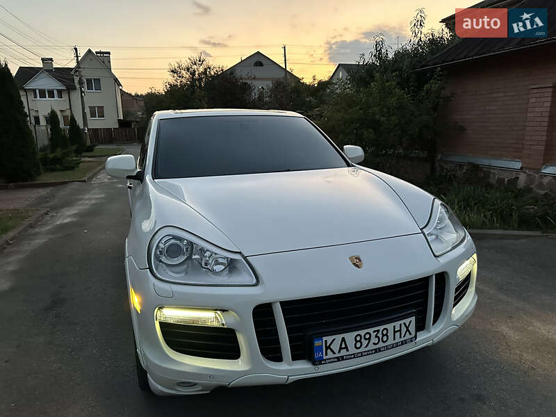 Позашляховик / Кросовер Porsche Cayenne 2008 в Броварах