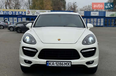 Позашляховик / Кросовер Porsche Cayenne 2011 в Києві