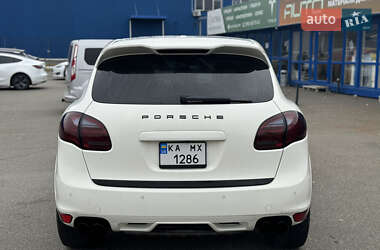 Позашляховик / Кросовер Porsche Cayenne 2011 в Києві