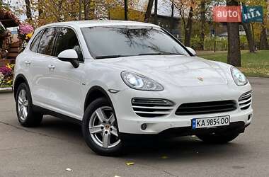 Позашляховик / Кросовер Porsche Cayenne 2013 в Києві