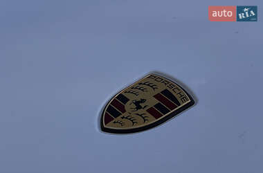Внедорожник / Кроссовер Porsche Cayenne 2012 в 