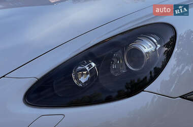 Внедорожник / Кроссовер Porsche Cayenne 2012 в 